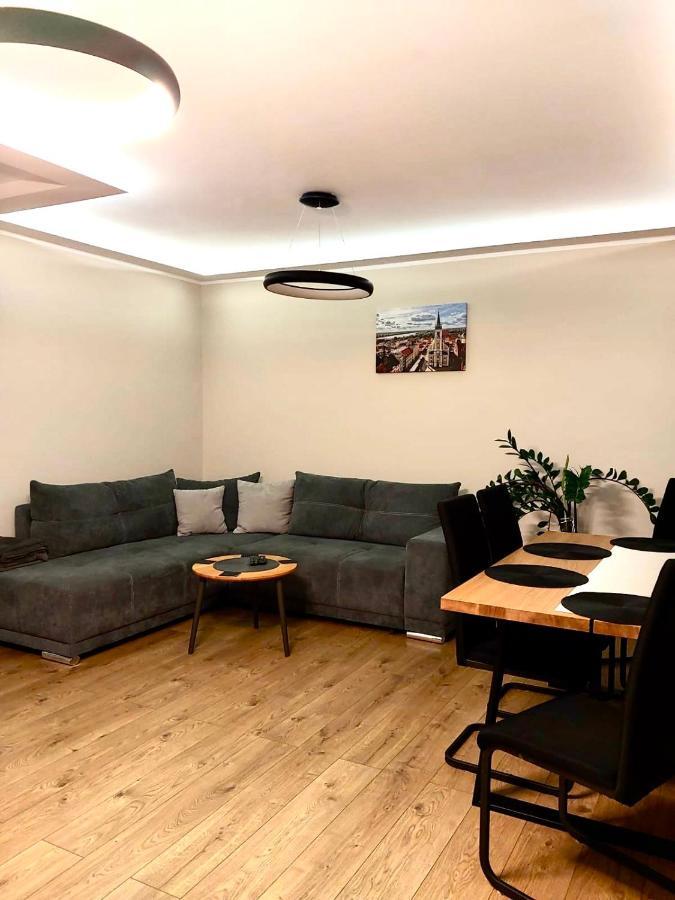 Apartament Sajowy Z Miejscem Postojowym W Garazu Podziemnym Apartamento Stary Toruń Exterior foto